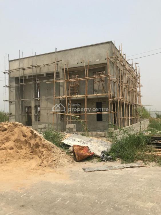 JAM Architects Designed This Modern Apartment With An Outdoor Pool - Penthouse Apartment Off-Grid With View And Pool