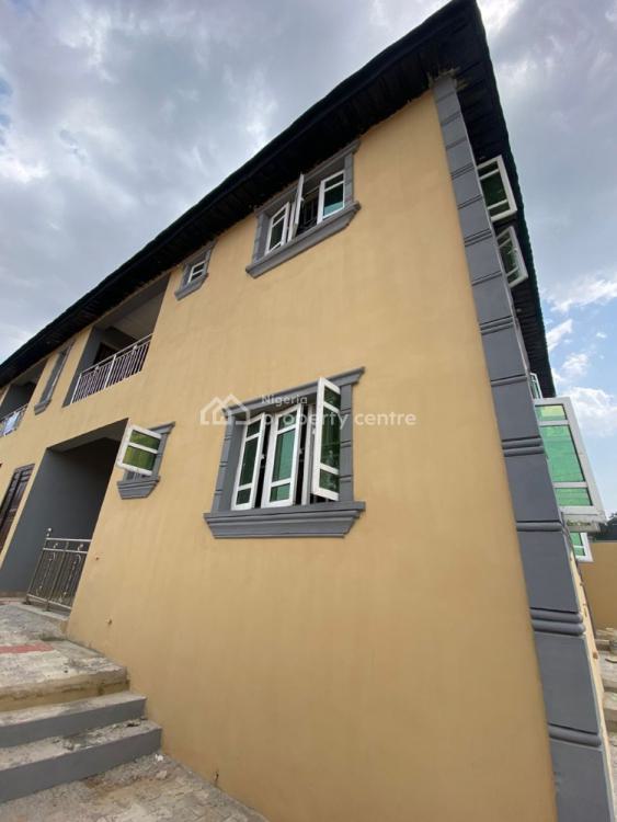 For Rent 2 Bedroom Flat, Dss Alalubosa Gra, Ibadan, Oyo 2 Beds, 3 Baths (Ref 2189532)