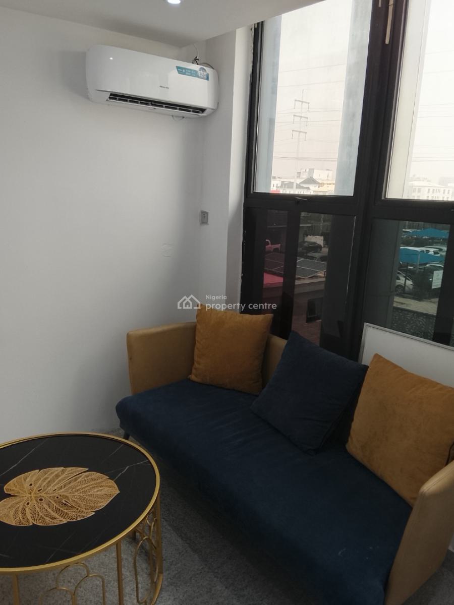 Training Room with a 100 Capacity, Lekki Phase 1, Lekki, Lagos, Conference / Meeting / Training Room for Rent