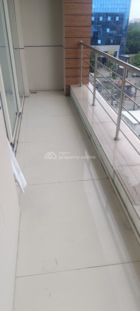 Exquisite 3 Bedroom Apartment with Bq, Off Idowu Martins Street, Off Adeola Odekun, Victoria Island (vi), Lagos, Flat / Apartment for Rent