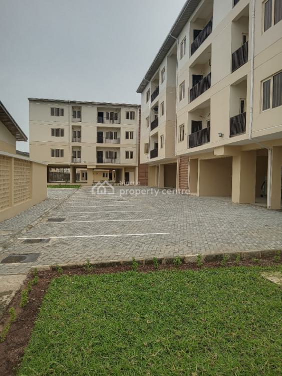 a Luxurious 3 Bedroom Apartment in a Beautiful Estate, Alasia Opp Lbs Off Abraham Adesanya, Sangotedo, Ajah, Lagos, Flat / Apartment for Sale