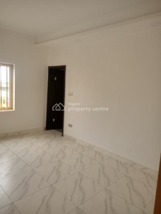 a Luxurious 3 Bedroom Apartment in a Beautiful Estate, Alasia Opp Lbs Off Abraham Adesanya, Sangotedo, Ajah, Lagos, Flat / Apartment for Sale