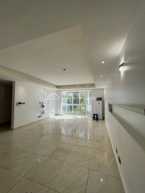 Soothing 4 Bedroom Apartment with a Swimming Pool, Ikoyi, Lagos, Flat / Apartment for Sale