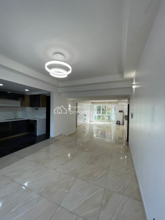 Soothing 4 Bedroom Apartment with a Swimming Pool, Ikoyi, Lagos, Flat / Apartment for Sale