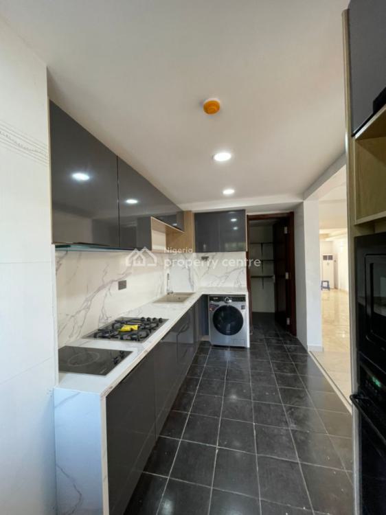 Soothing 4 Bedroom Apartment with a Swimming Pool, Ikoyi, Lagos, Flat / Apartment for Sale