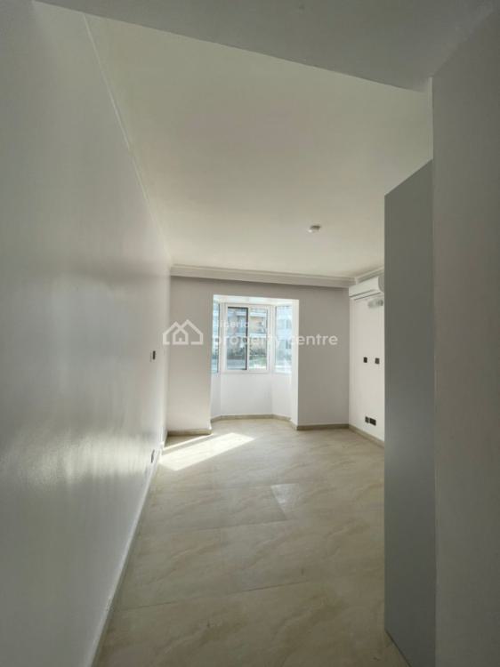 Soothing 4 Bedroom Apartment with a Swimming Pool, Ikoyi, Lagos, Flat / Apartment for Sale