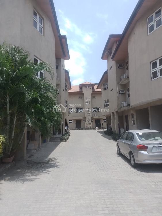 2units 5bed Duplexes with 4units 3bed Flats (talking to Owner), Oniru, Victoria Island (vi), Lagos, House for Sale