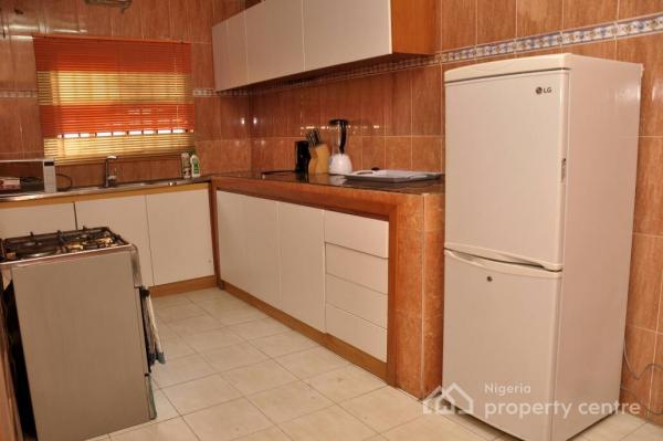 2 Bedroom Apartment, Off Admiralty Way, Lekki Phase 1, Lekki, Lagos, Flat / Apartment Short Let