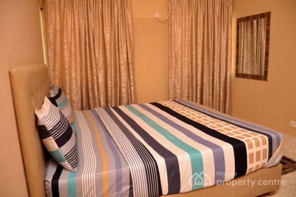2 Bedroom Apartment, Off Admiralty Way, Lekki Phase 1, Lekki, Lagos, Flat / Apartment Short Let