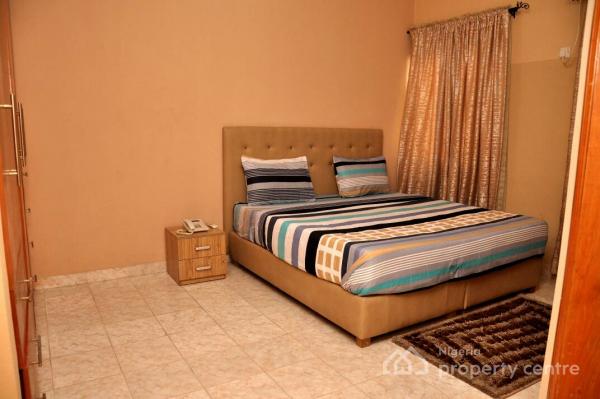 2 Bedroom Apartment, Off Admiralty Way, Lekki Phase 1, Lekki, Lagos, Flat / Apartment Short Let
