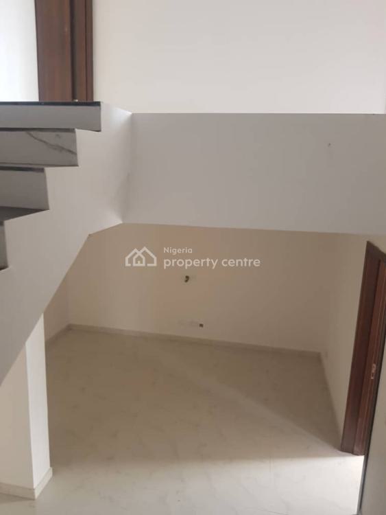 a Luxurious 4 Bedroom Terrace Duplex in Beautiful Estate, Banana Island, Ikoyi, Lagos, Terraced Duplex for Sale