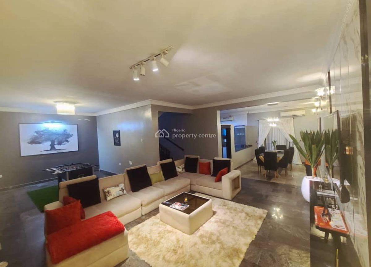 Luxury 4 Bedrooms Apartment, Ikeja Gra, Ikeja, Lagos, Flat / Apartment Short Let