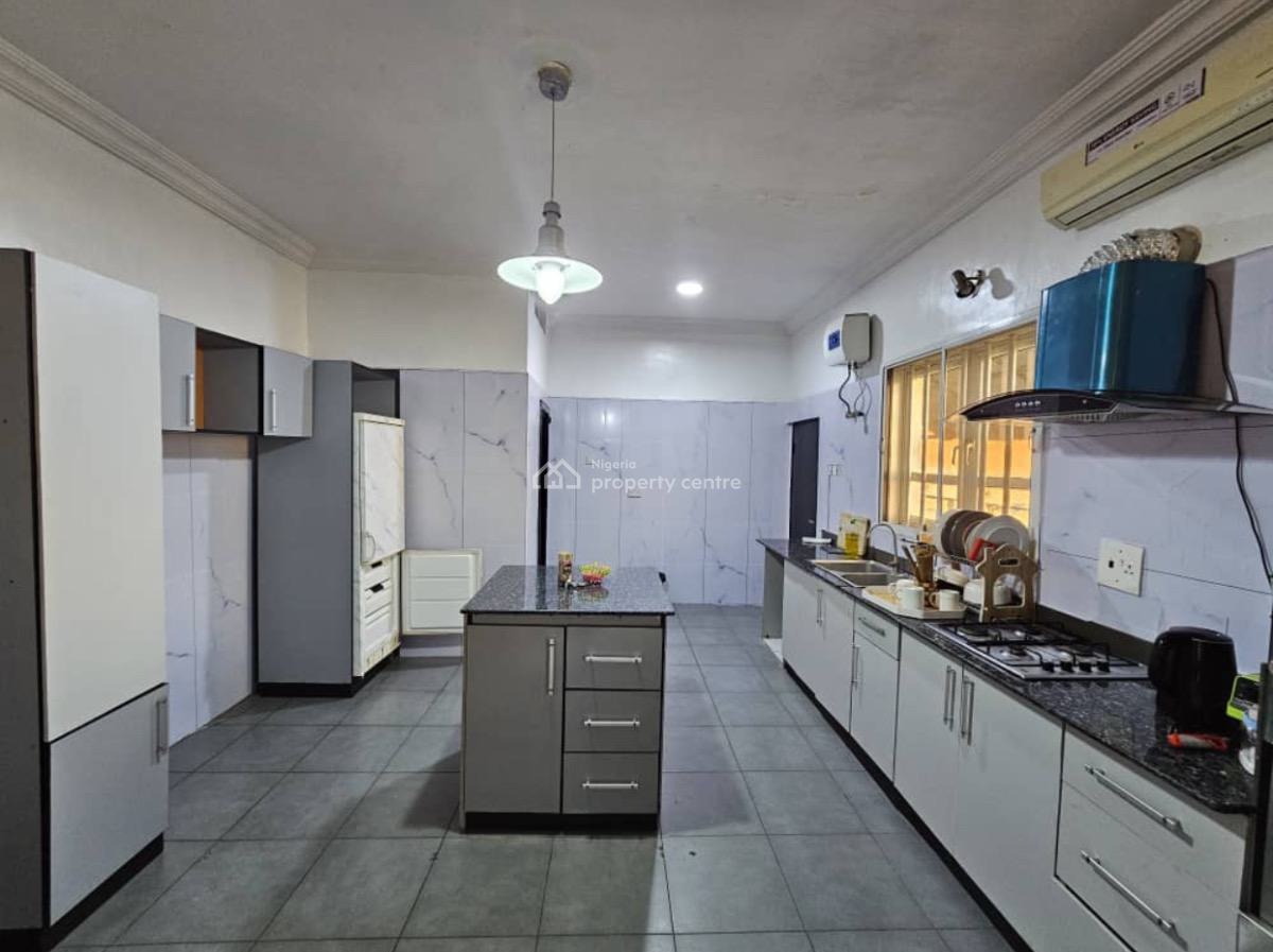 Luxury 4 Bedrooms Apartment, Ikeja Gra, Ikeja, Lagos, Flat / Apartment Short Let
