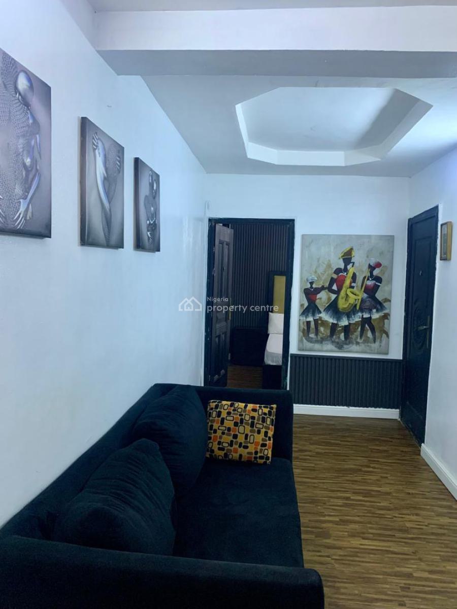 1 Bedrooms Apartment Close to Intl Airport, Wifi, 24 Hours Light, Off Fatai Irawo Street, Ajao Estate, Airport Road, Isolo, Lagos, Mini Flat (room and Parlour) Short Let