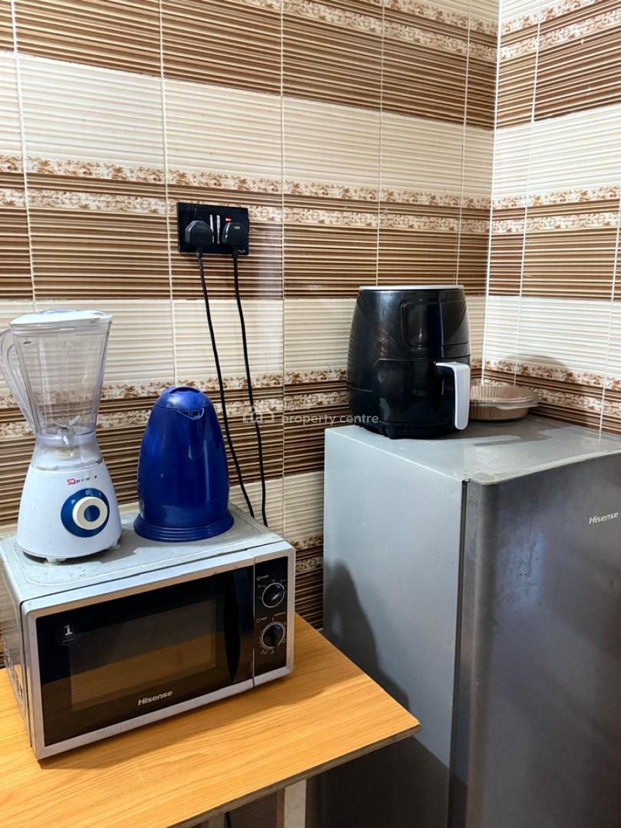 1 Bedrooms Apartment Close to Intl Airport, Wifi, 24 Hours Light, Off Fatai Irawo Street, Ajao Estate, Airport Road, Isolo, Lagos, Mini Flat (room and Parlour) Short Let