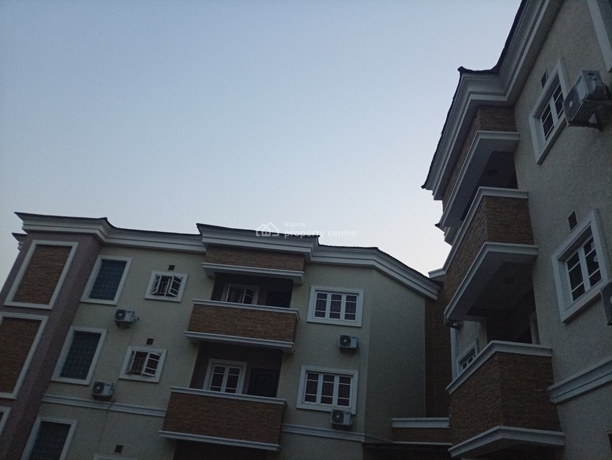 Fully Serviced 3 Bedroom Apartment with a Bq, Asokoro District, Abuja, Flat / Apartment for Rent