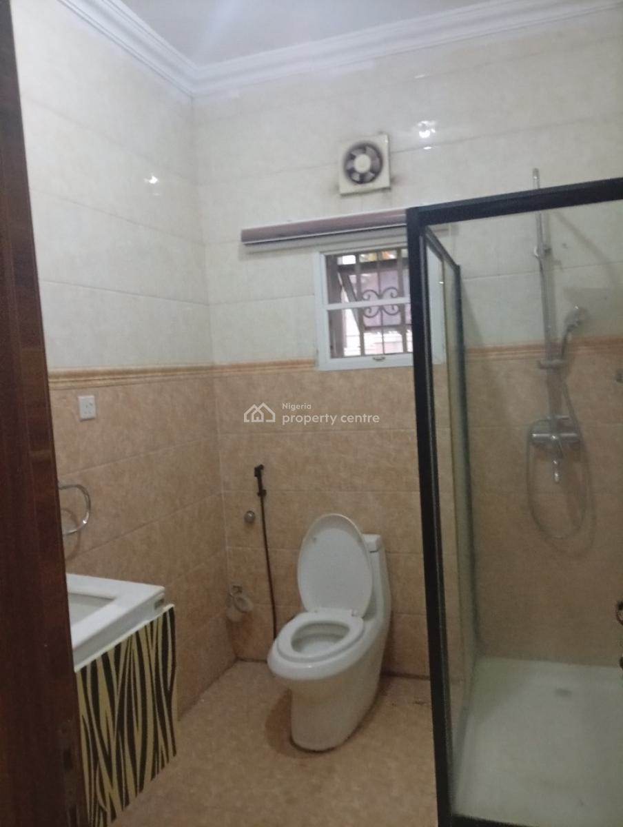 Fully Serviced 3 Bedroom Apartment with a Bq, Asokoro District, Abuja, Flat / Apartment for Rent