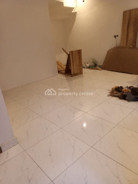 Luxury  Self-contain, Ikota, Lekki, Lagos, Self Contain (single Rooms) for Rent