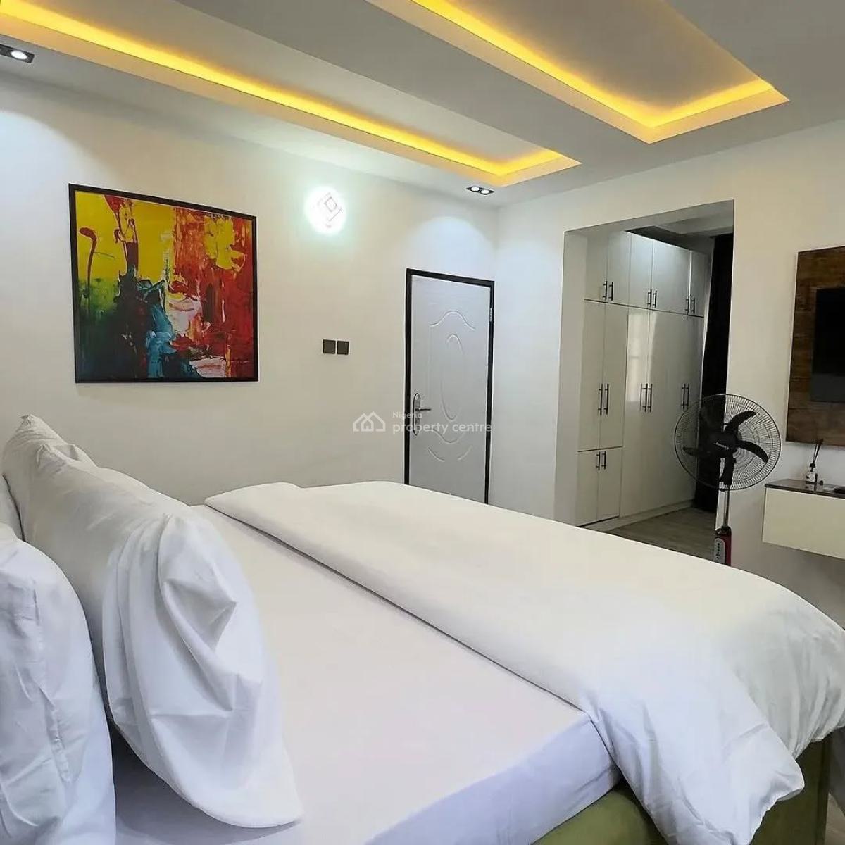 Luxury 2 Bedrooms Apartment, Libreville Crescent, Wuse 2, Abuja, Flat / Apartment Short Let