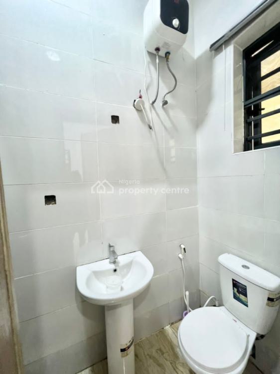 Luxurious Self Contain, Gracefield Estate, Orchid Road, Lekki, Lagos, Self Contain (single Rooms) for Rent