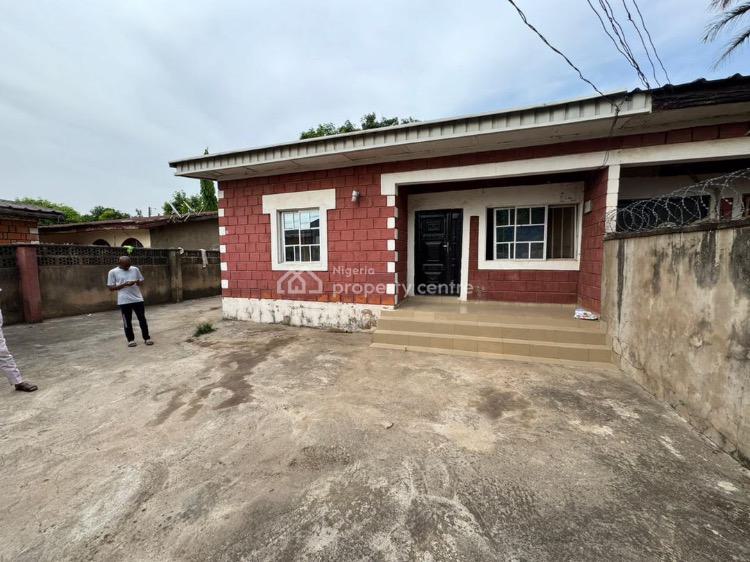 For Sale Fairly Used 2 Bedroom Bungalow, Federal Housing, Kubwa, Abuja