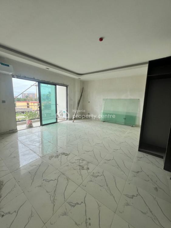 El Gato Penthouse Apartments car parking, Maple lane, Los Gatos, CA ...