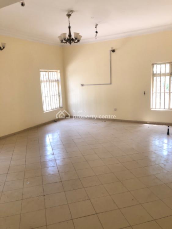 For Rent Two Bedroom Flat, Associated Estate, Karmo, Abuja 2 Beds, 2