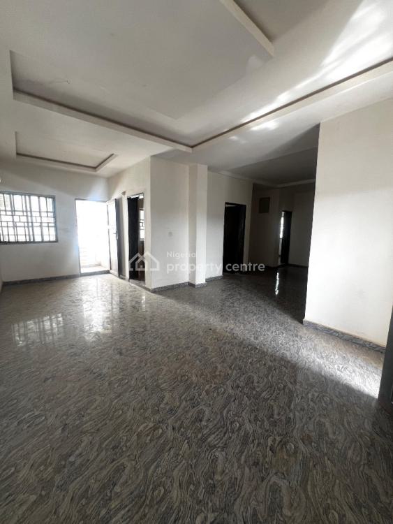 Spacious 3 Bedrooms Flat, Life Camp, Abuja, Flat / Apartment for Rent