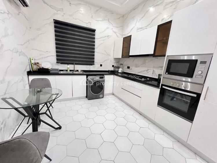 Book This Beautiful  Fa(3)bedrooms Penthouse Waterfront, Lekki Phase 1, Lekki, Lagos, Flat / Apartment Short Let