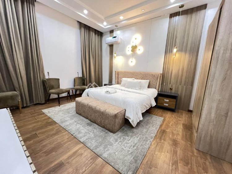 Book This Beautiful  Fa(3)bedrooms Penthouse Waterfront, Lekki Phase 1, Lekki, Lagos, Flat / Apartment Short Let