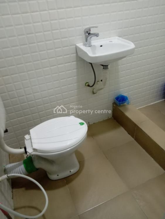 For Rent Executive 2 Bedrooms Flat, Doland Estate, Akute, Via Ojodu