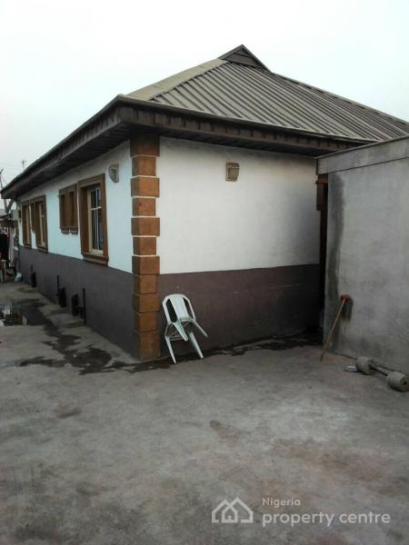 Hotel Suit and Bar, Bola Tinubu Street, Fagba, Agege, Lagos, Hotel / Guest House Short Let