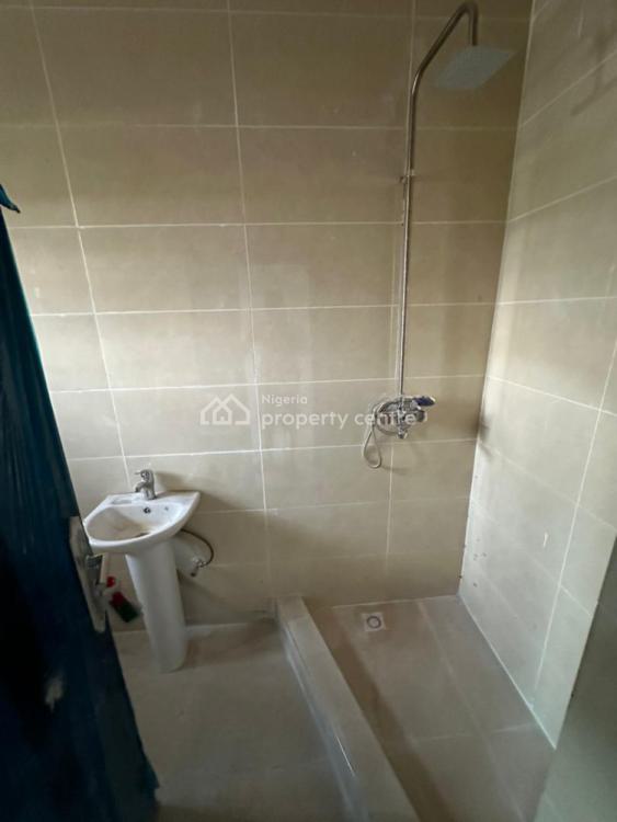 Massive 2 Bedrooms Apartment, Jahi, Abuja, Flat / Apartment for Rent