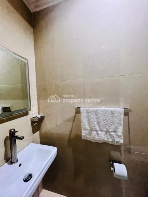 Cozy 1bedroom Short Stay Apartment, Ikoyi, Lagos, Mini Flat (room and Parlour) Short Let