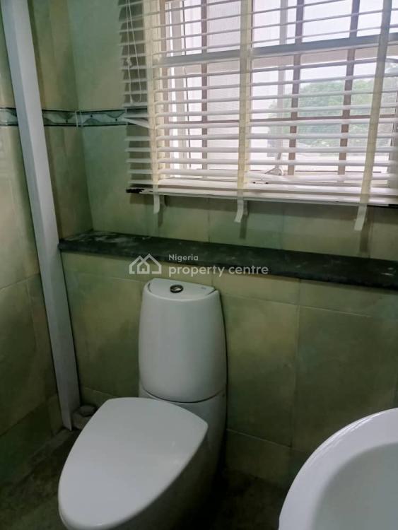 For Rent Neat & Decent 3 Bedroom Victoria Island (VI