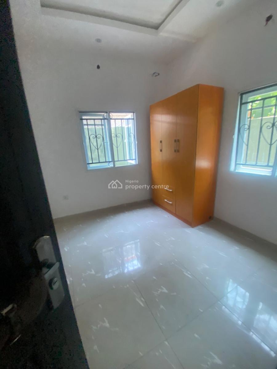 Luxuriously 2 Bedroom  Flat with Excellent Finishing, Dosumu Street, No. 4, Taiye Close Abijo Gra, Abijo, Lekki, Lagos, House for Rent