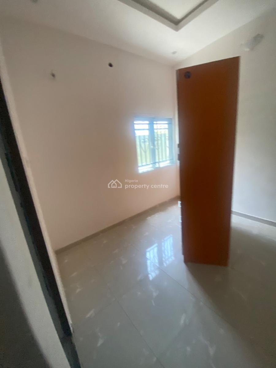 Luxuriously 2 Bedroom  Flat with Excellent Finishing, Dosumu Street, No. 4, Taiye Close Abijo Gra, Abijo, Lekki, Lagos, House for Rent