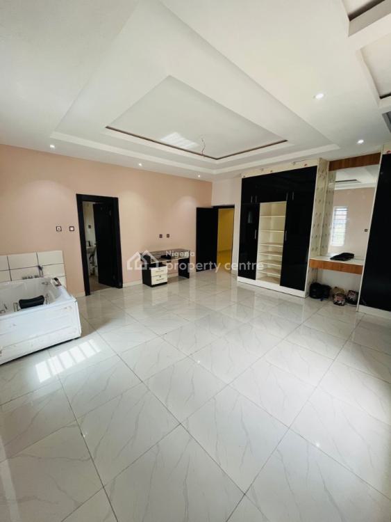 Massive 7-bedroom Duplex with Bq and Swimming Pool, Centenary Golf Lifestyle City, Enugu, Enugu, House for Sale