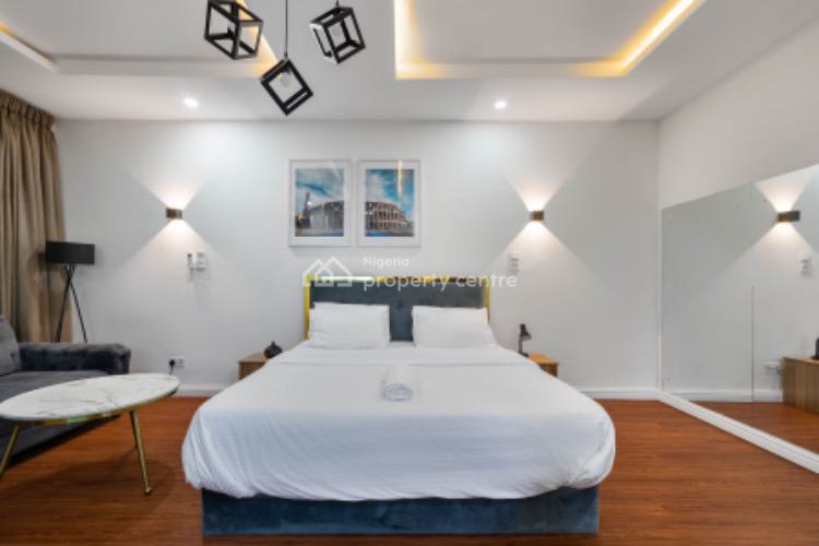 4bedroom Terrace, Orchid Road, Lekki, Lagos, Hotel / Guest House Short Let