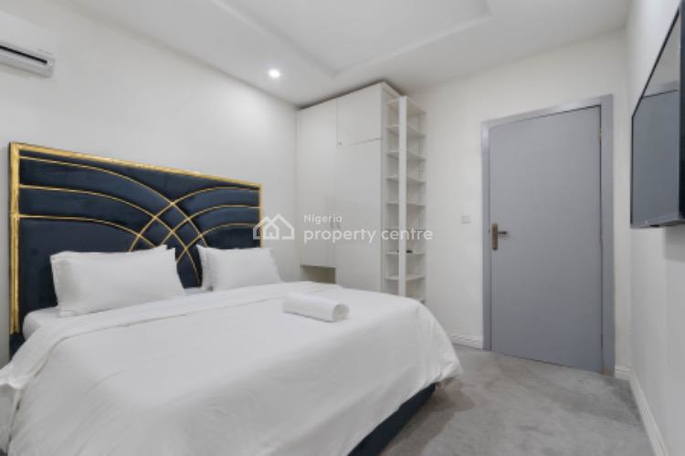 4bedroom Terrace, Orchid Road, Lekki, Lagos, Hotel / Guest House Short Let