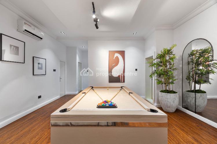 Luxury 3 Bedrooms Apartment with Snooker, Off Admiralty Way, Lekki Phase 1, Lekki, Lagos, Flat / Apartment Short Let