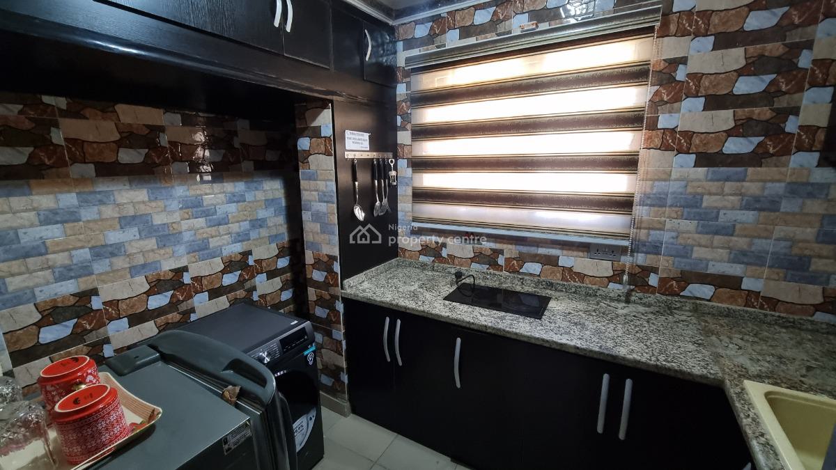 Luxury Apartment (3 Bedrooms & Parlour) (rooms 10, 11, 12), 22, Sule Abuka Street, Opebi, Ikeja, Lagos, Flat / Apartment Short Let