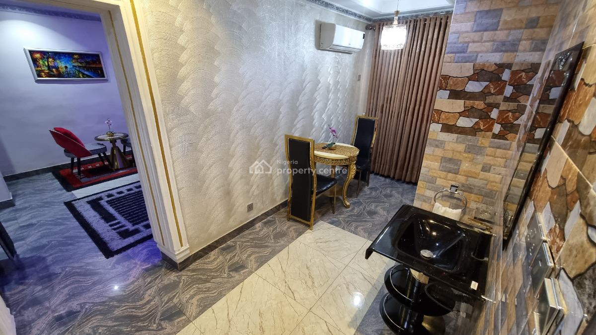 Luxury Apartment (3 Bedrooms & Parlour) (rooms 10, 11, 12), 22, Sule Abuka Street, Opebi, Ikeja, Lagos, Flat / Apartment Short Let