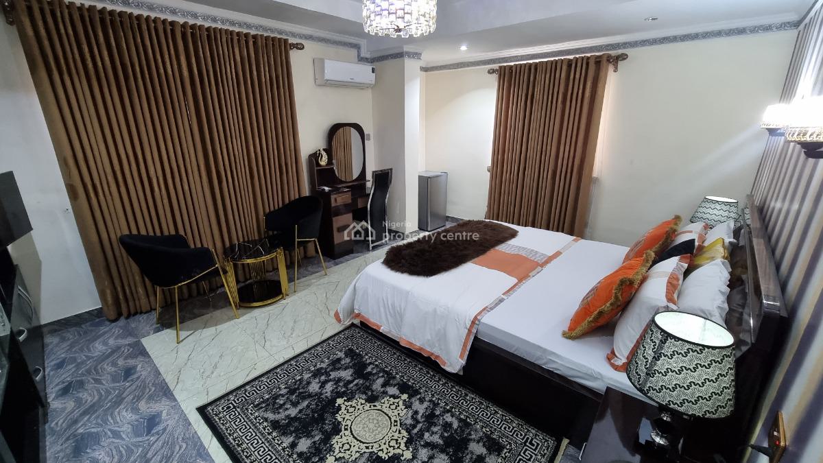 Luxury Apartment (3 Bedrooms & Parlour) (rooms 10, 11, 12), 22, Sule Abuka Street, Opebi, Ikeja, Lagos, Flat / Apartment Short Let