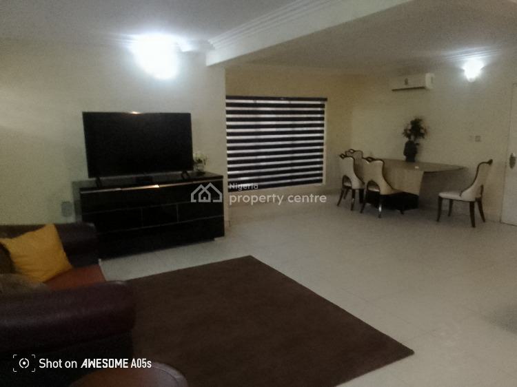 For Rent Penthouse Fully Furnished 2 Bedroom, Shonibare Estate