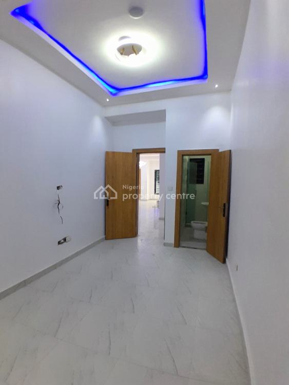 Two Bedrooms Apartment, Ilasan, Back of Enyo Filling Station, Ikate Elegushi, Lekki, Lagos, Flat / Apartment for Rent