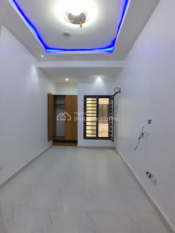 Two Bedrooms Apartment, Ilasan, Back of Enyo Filling Station, Ikate Elegushi, Lekki, Lagos, Flat / Apartment for Rent