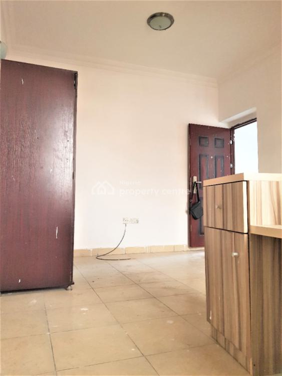 2 Bedroom Flat in a Serene Neighbourhood, Off Lagos Business School (lbs), Ajah, Lagos, Flat / Apartment for Rent