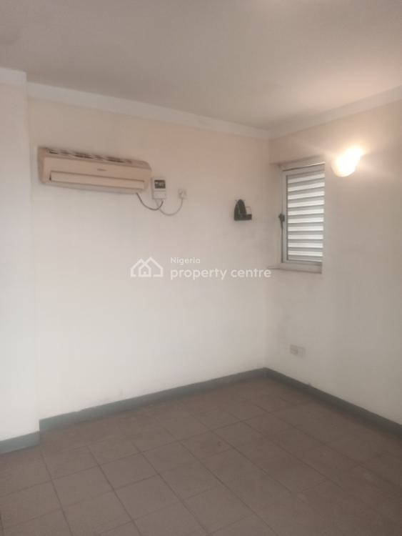 For Rent Serviced 3 Bedroom Apartment With Bq, 24hrs Light Pool, South