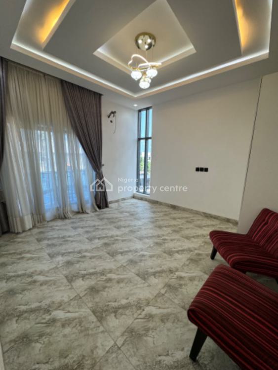 Exquisite 2 Bedrooms Apartment, Lekki Scheme 2, Abraham Adesanya, Ajah, Lagos, Flat / Apartment for Sale